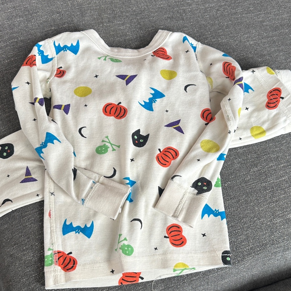 Hanna Anderson Halloween Themed pajama set